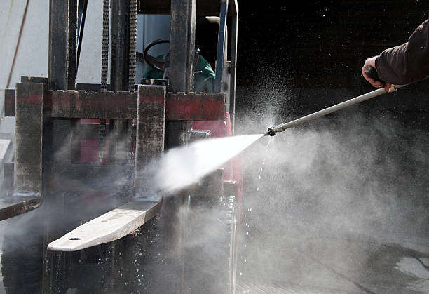 Best Roof Pressure Washing  in Marlboro Village, MD